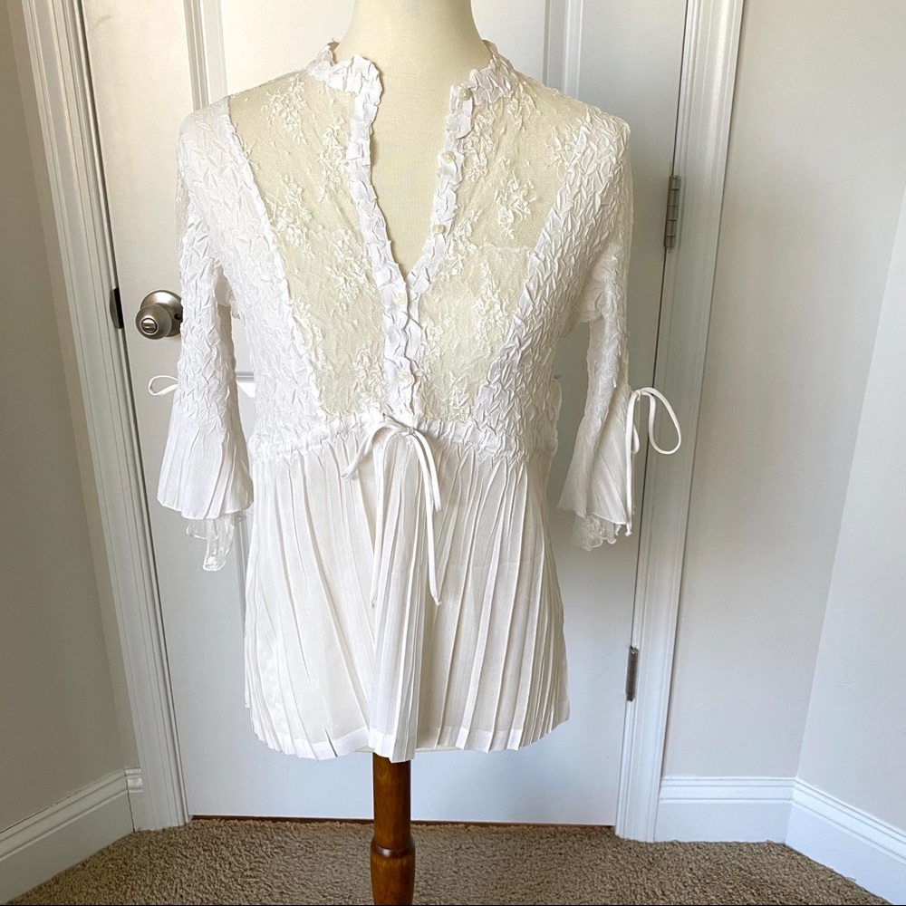 Cache Luxe Ivory Lace Top